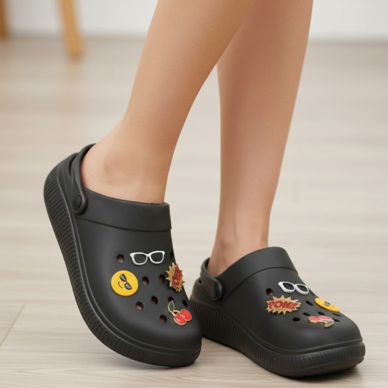 Babuche Moleca Clog Conforto com Pingente Feminina-6c2668fd-4bca-4f33-be77-bdecb36cca31