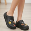 Babuche Moleca Clog Conforto com Pingente Feminina-76337ec6-62e9-4860-ad4a-1b1c02514ce8