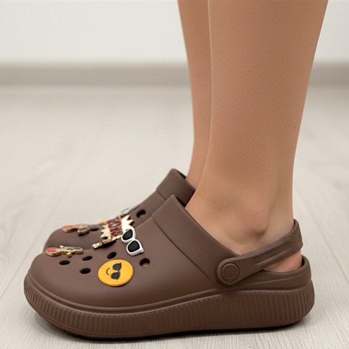 Babuche Moleca Clog Conforto com Pingente Feminina-470497ea-64ce-4c3c-a6d9-e635a46cd9d7