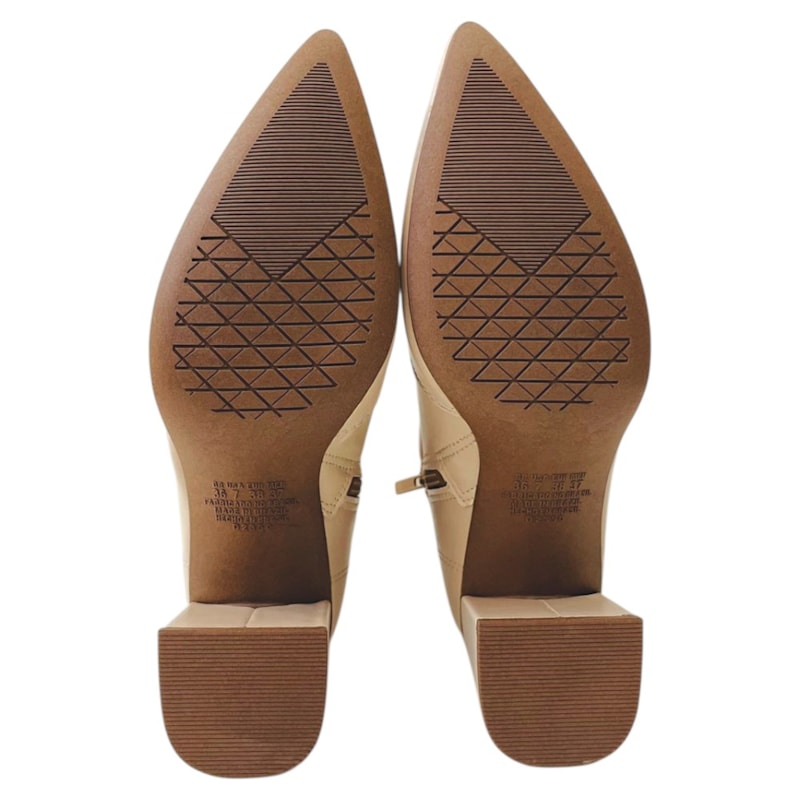 Bota Cano Baixo Dakota Bico Fino Feminina-5c111c4e-e54a-4309-a10d-a31dd5f0a9af