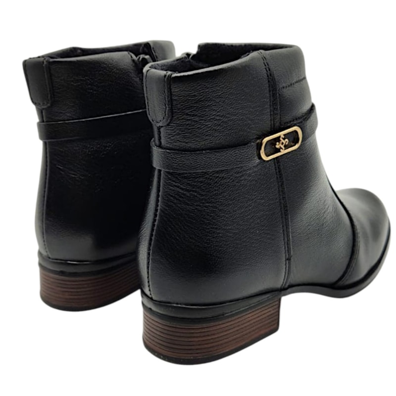 Bota Cano Baixo Pegada em Couro Feminina-8b59b3a6-8127-43b0-8efc-0c3e13a1d3b7