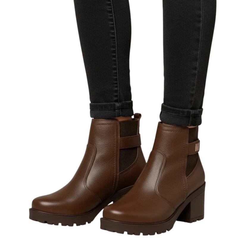 Bota Cano Baixo Pegada Em Couro Salto Bloco Feminina-719360e2-75d6-4b7b-ba2d-7eb16b83ca22