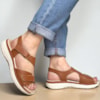 Sandália Comfortflex Ortopédica em Couro Feminina-76a9c5ef-805e-41f0-8ab6-cbf418cd87db