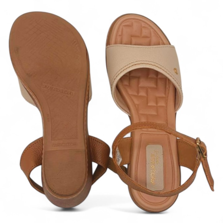 Sandália Pegada em Couro Anabela Feminina-f1fa908f-2f89-4a04-a7e3-86ef7d93a52f