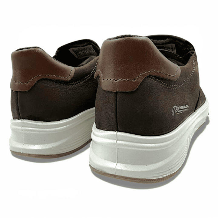 Tênis Casual Slip On Pegada em Couro Masculino-cd62f770-335a-4393-bcbf-02ec2e0e55f4