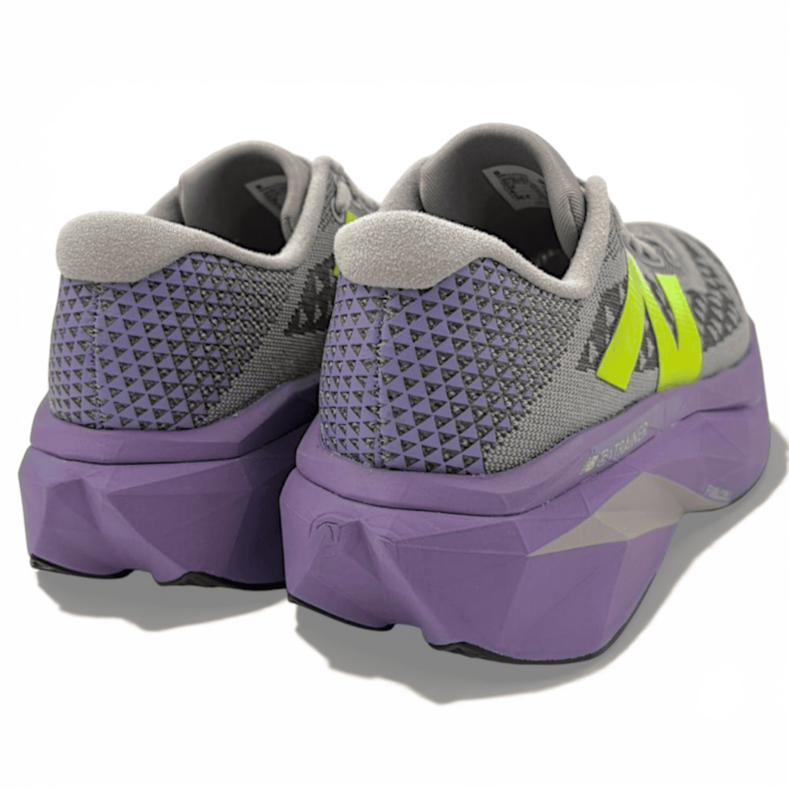 Tênis New Balance FuelCell SuperComp Trainer V3 Feminino-0e8936a8-6fad-4ef9-a5d3-df907711e966