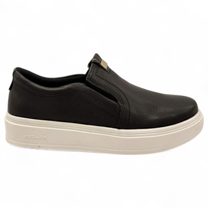 Tênis Slip On Casual Pegada em Couro Feminino-a27240b0-8786-4ecf-820f-d134e5069776